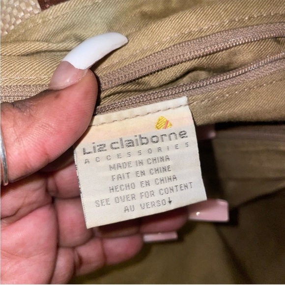 Liz Claiborne Tan and Brown Rafia  Tote Bag - Picture 4 of 5